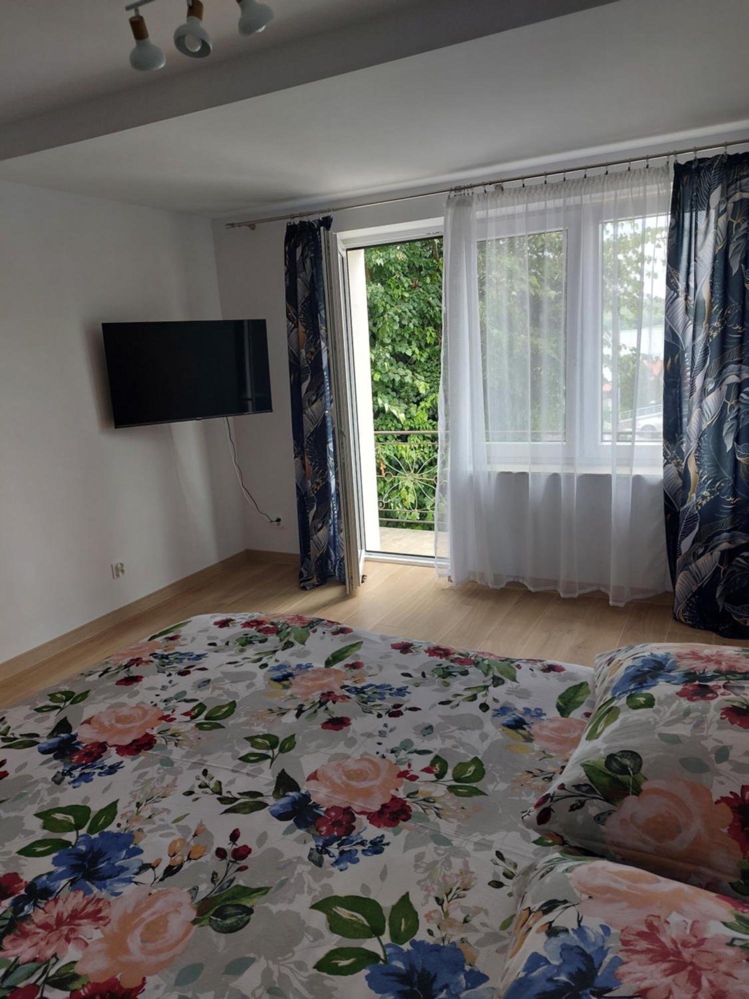 Apartament *